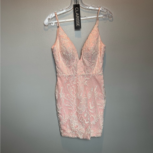 NWOT VICI Jaycie Colorblock Fuchsia Orange Crochet Leaf Halte Maxi Dress Small NWOT VICI Jaycie Colorblock Fuchsia Orange Crochet Leaf Halte Maxi Dress Small